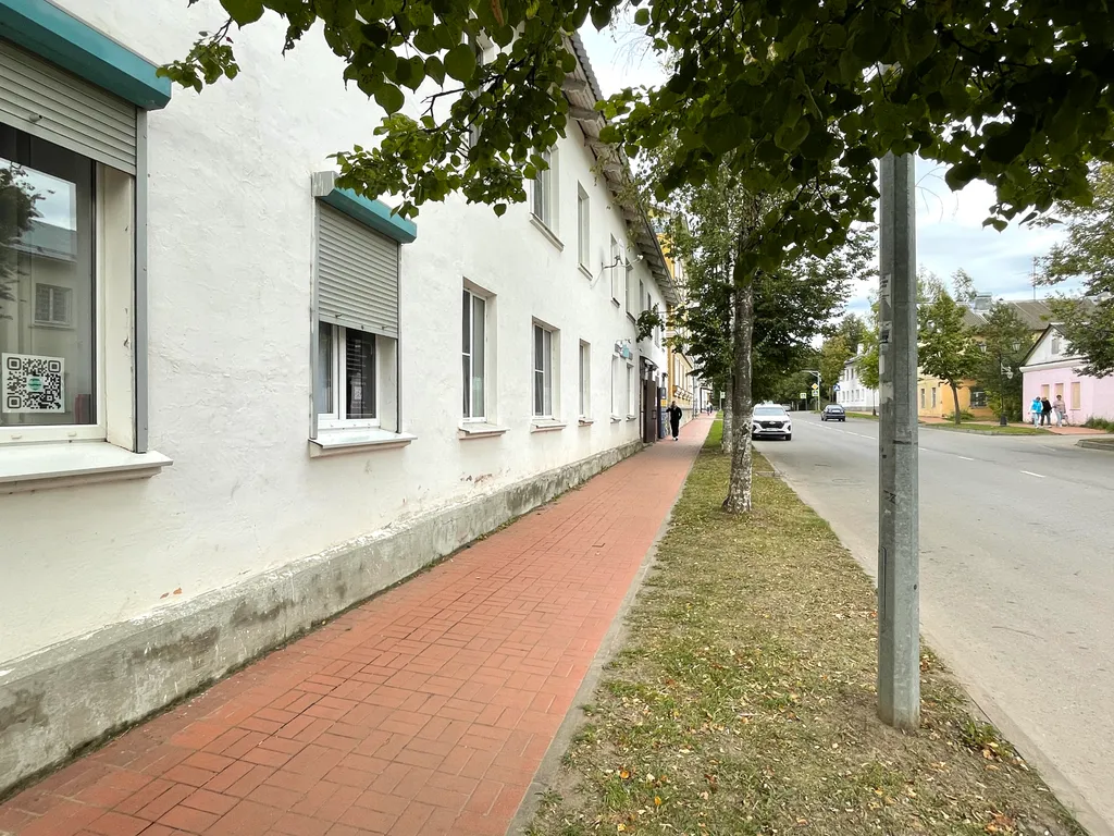 Квартира однокомнатная на улице Гостинодворской, 35 м², Старая Русса — двор