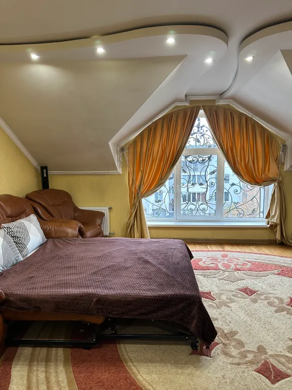 Квартира двухкомнатная на улице Большевисткой, 68 м², Симферополь — фото 4