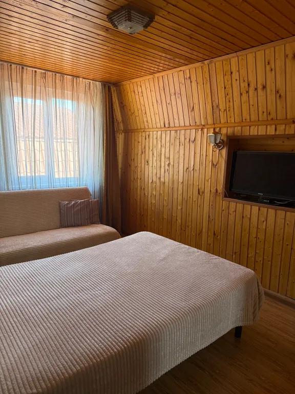 Квартира двухкомнатная на улице Кавказской, 65 м², Геленджик — фото 11