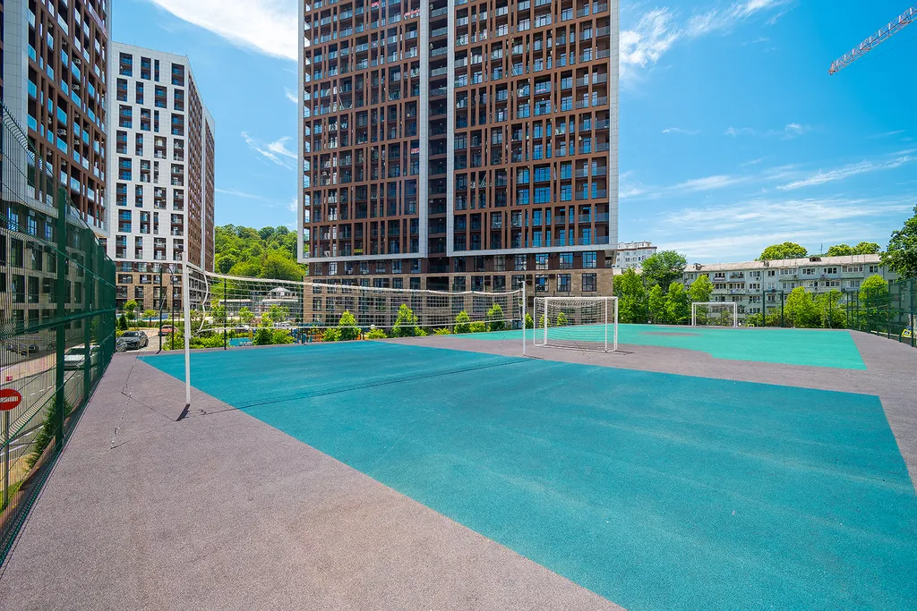 Квартира двухкомнатная на шоссе Батумском, 76 м², Дагомыс — двор, фото 4