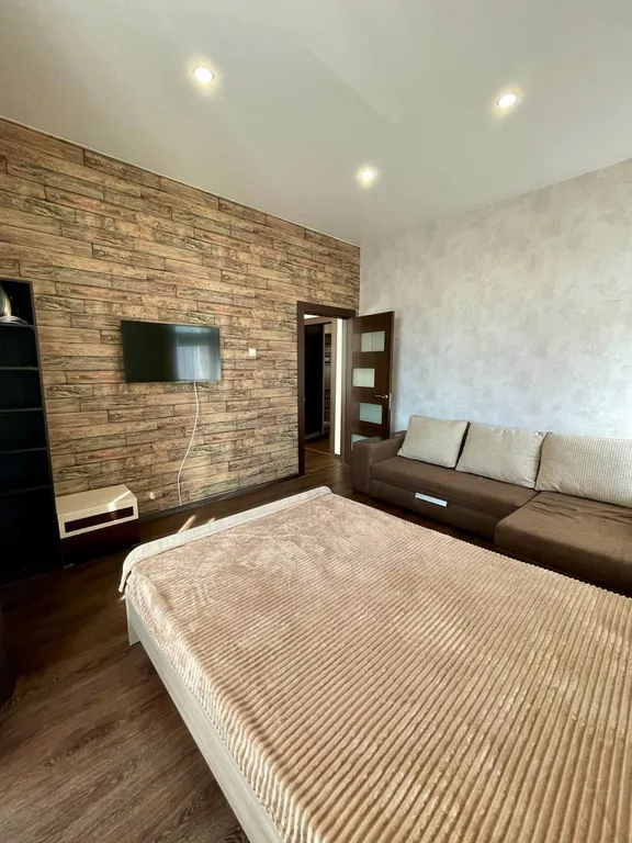 Квартира однокомнатная в Свердловском, 38 м², Иркутск — спальня, фото 4