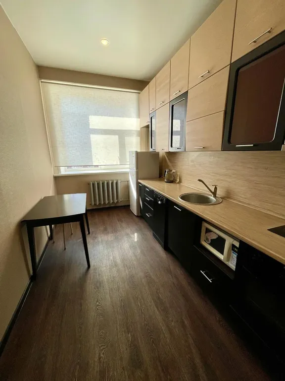 Квартира однокомнатная в Свердловском, 38 м², Иркутск — кухня, фото 3