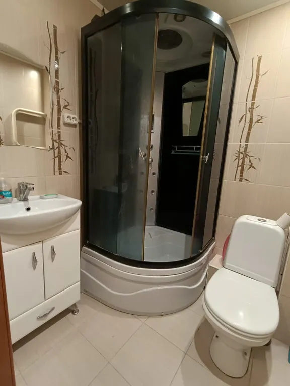 Квартира однокомнатная на проспекте Тракторостроителее, 35 м², Чебоксары — ванная комната