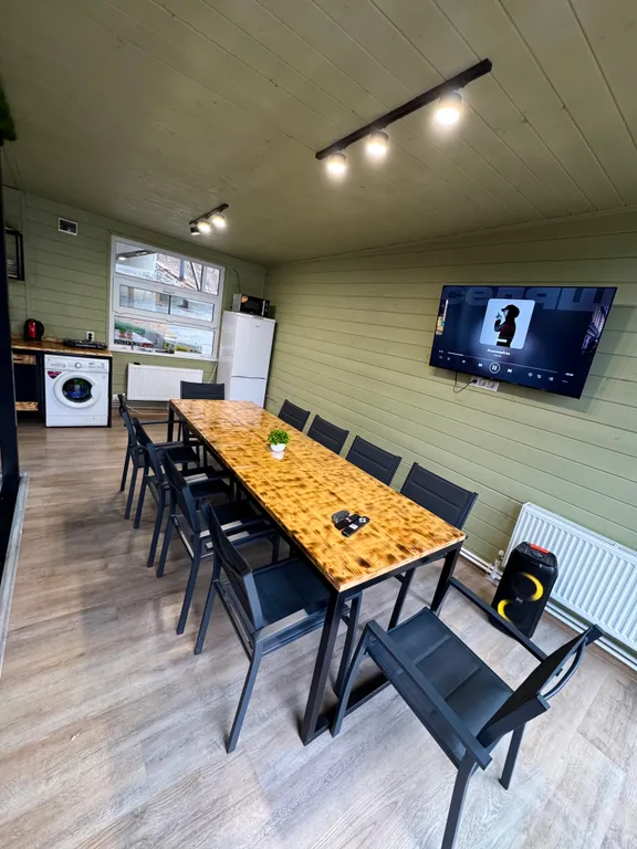 Барнхаус горах Осетии с бассейном и баней