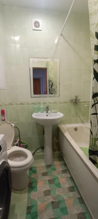 Квартира однокомнатная на улице Ленина, 25 м², Адлер — ванная комната, фото 2