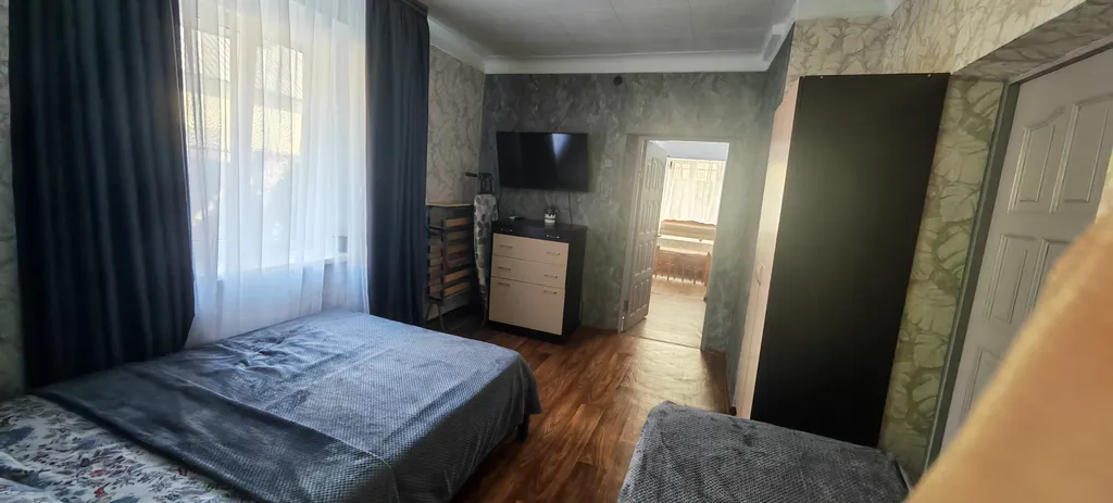 Квартира однокомнатная на улице Ленина, 25 м², Адлер — спальня, фото 3