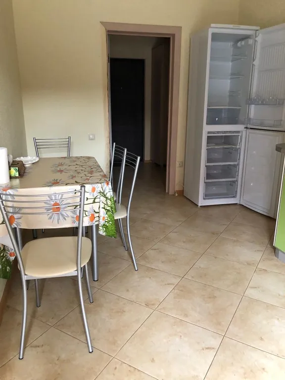 Квартира двухкомнатная на улице Майской, 73 м², Ессентуки — фото 7