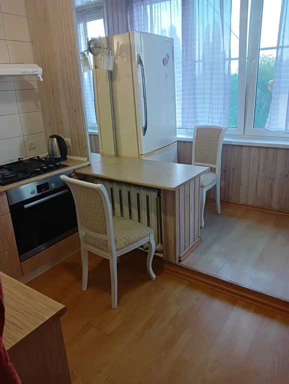 Квартира двухкомнатная на улице Первой Бульварной, 43 м², Пятигорск — кухня