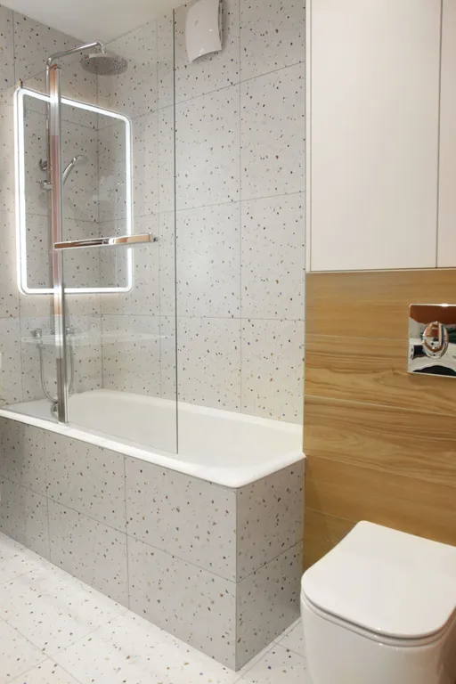 Квартира двухкомнатная в Фрунзенском, 47 м², Владивосток — ванная комната