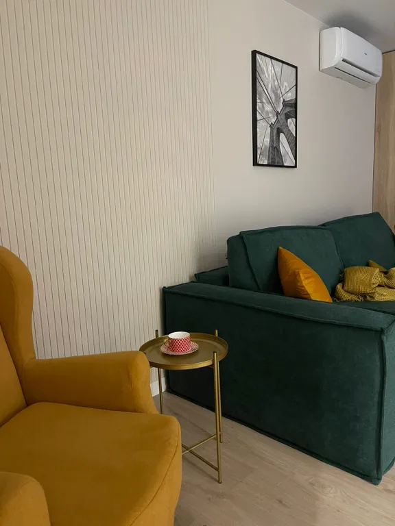 Квартира двухкомнатная в Фрунзенском, 47 м², Владивосток — спальня