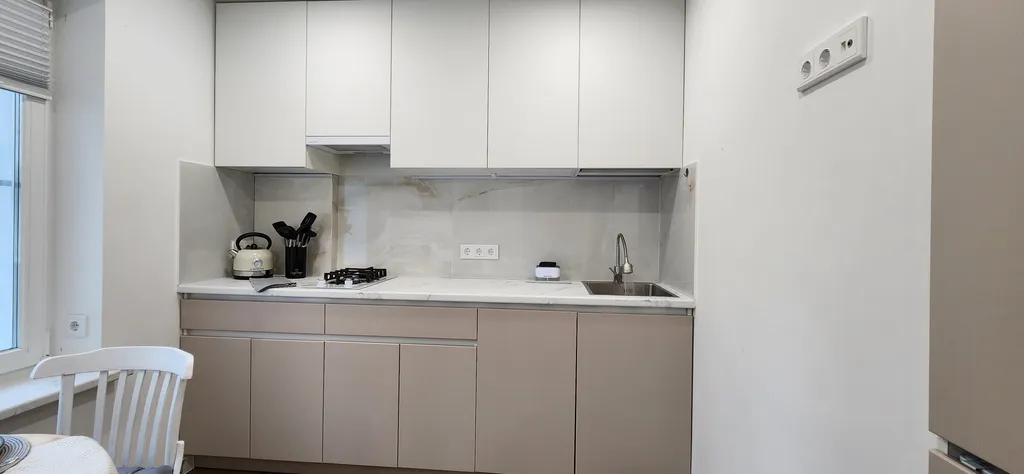 Студия однокомнатная у Молодёжной, в Кунцево, 33 м², Москва — кухня, фото 2