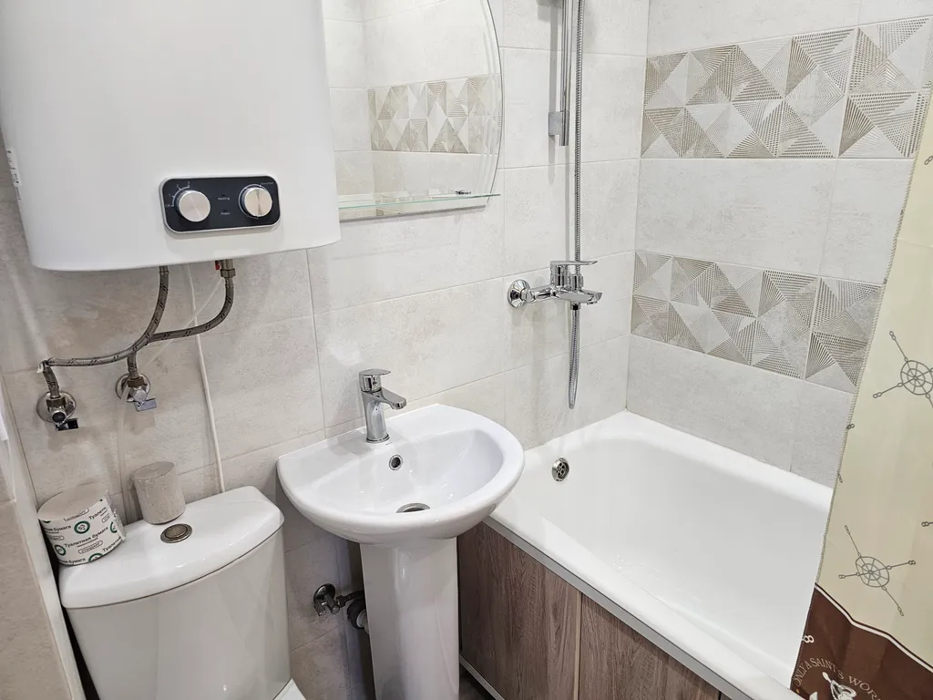 Квартира однокомнатная в Фрунзенском, 30 м², Владивосток — фото 11