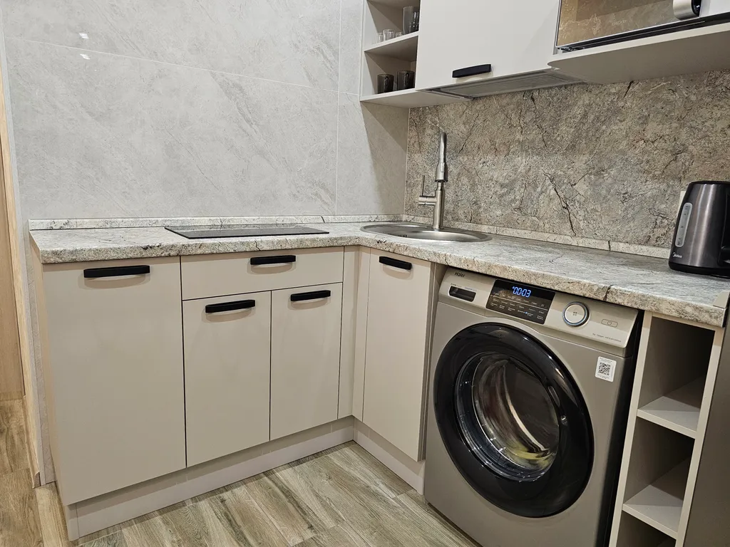 Квартира однокомнатная в Фрунзенском, 30 м², Владивосток — фото 12