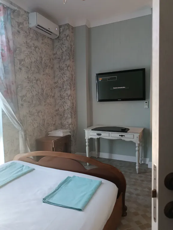 Апартаменты двухкомнатные на улице Десантной, 20 м², Геленджик — фото 11