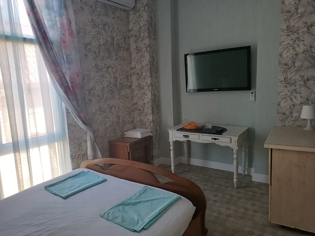 Апартаменты двухкомнатные на улице Десантной, 20 м², Геленджик — фото 23