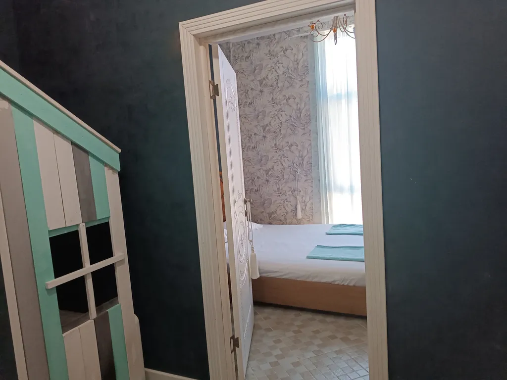 Апартаменты двухкомнатные на улице Десантной, 20 м², Геленджик — фото 3