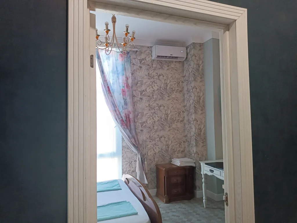 Апартаменты двухкомнатные на улице Десантной, 20 м², Геленджик — фото 4