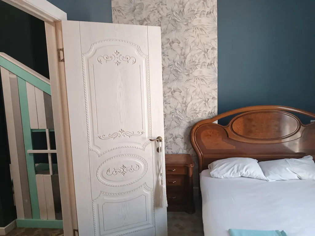 Апартаменты двухкомнатные на улице Десантной, 20 м², Геленджик — фото 6