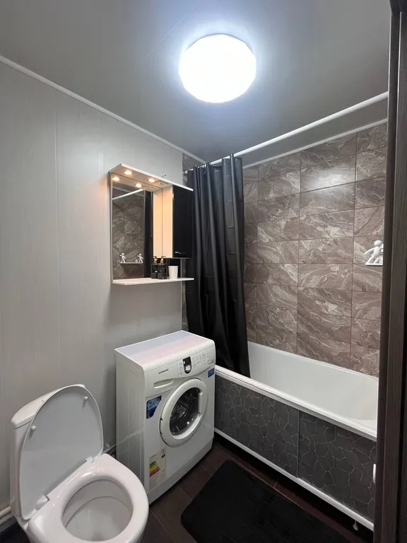 Квартира двухкомнатная на улице Рудакова, 46 м², Питкяранта — ванная комната