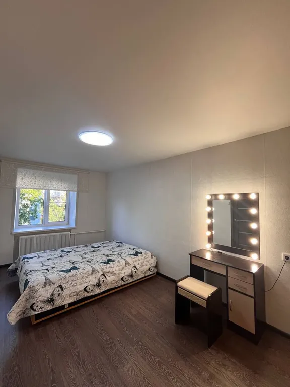 Квартира двухкомнатная на улице Рудакова, 46 м², Питкяранта — спальня