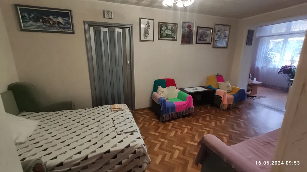 Квартира однокомнатная на проспекте Юрия Гагарина, 45 м², Севастополь — спальня