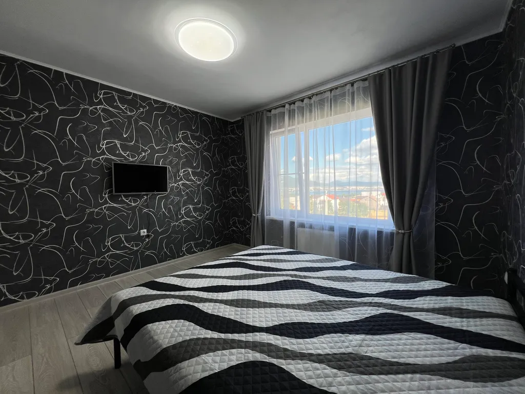 Коттедж 8-местный в микрорайоне Персиковом саде, 120 м², Геленджик — фото 10