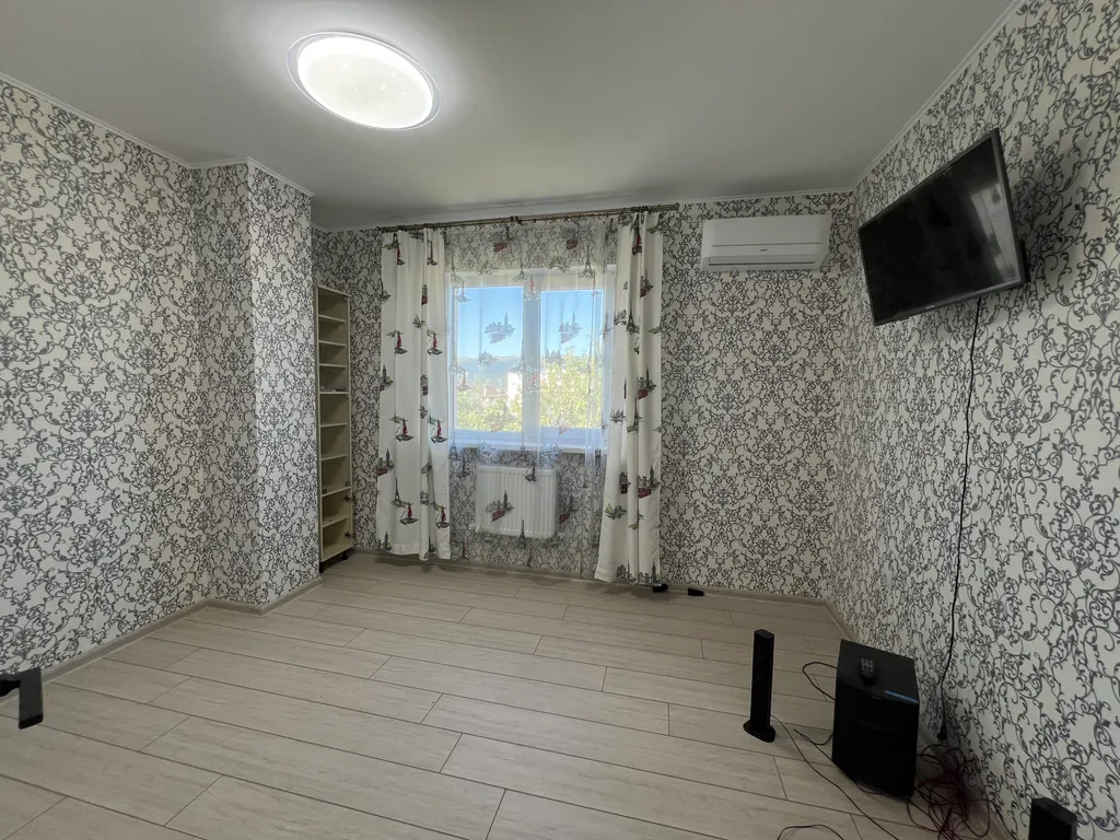 Коттедж 8-местный в микрорайоне Персиковом саде, 120 м², Геленджик — фото 20