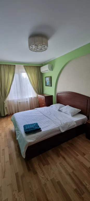 Квартира трёхкомнатная на улице Виткевиче, 62 м², Кацивели — спальня, фото 4