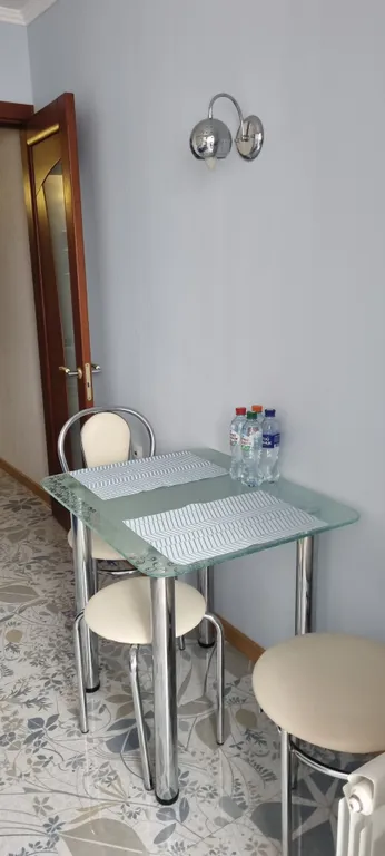 Квартира трёхкомнатная на улице Виткевиче, 62 м², Кацивели — кухня, фото 4