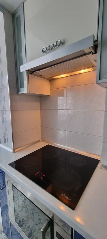 Квартира трёхкомнатная на улице Виткевиче, 62 м², Кацивели — кухня, фото 7