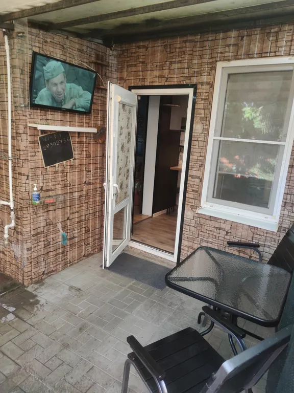 Дом 4-местный на улице Энгельсе, 28 м², Таганрог — фото 2