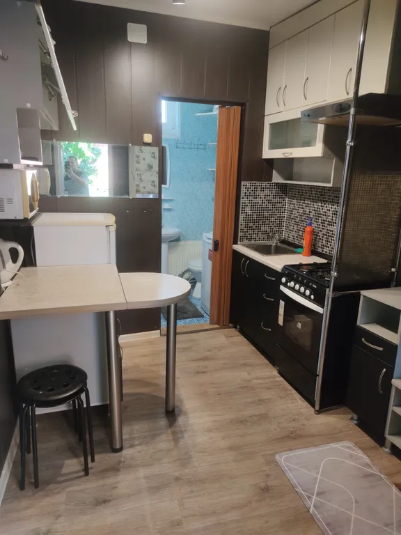 Дом 4-местный на улице Энгельсе, 28 м², Таганрог — фото 3