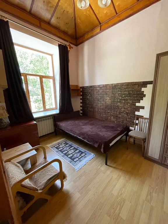 Квартира двухкомнатная на улице Батурина, 40 м², Ливадия — фото 4
