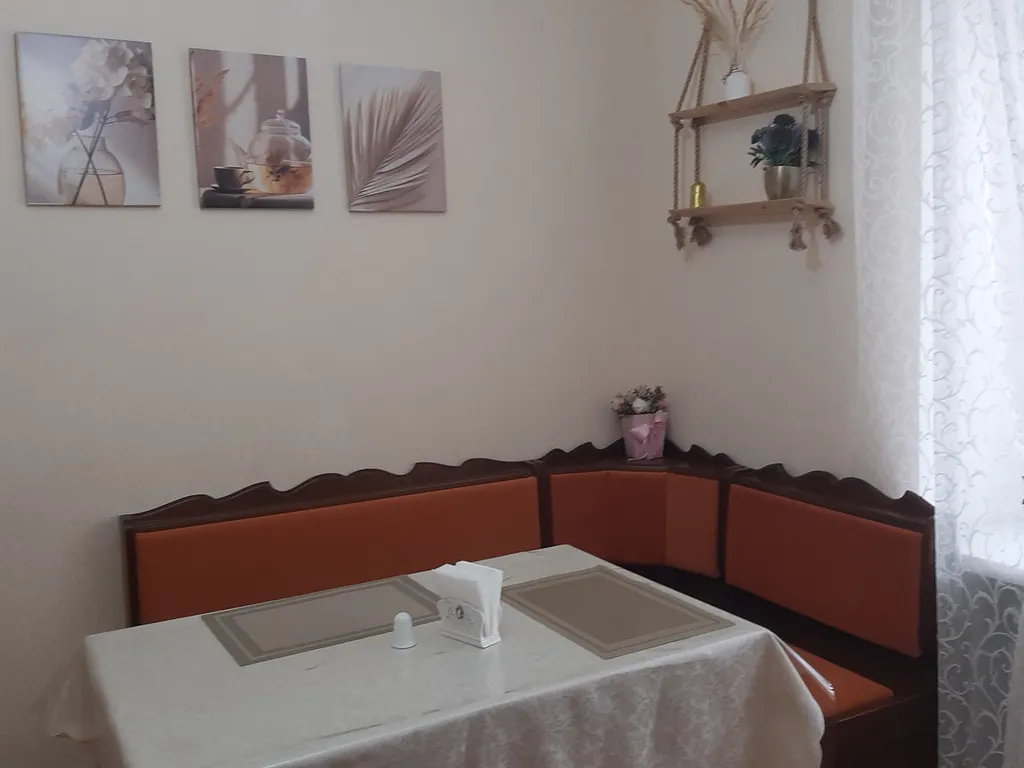 Квартира двухкомнатная на улице Кирова, 65 м², Иноземцево — кухня, фото 4