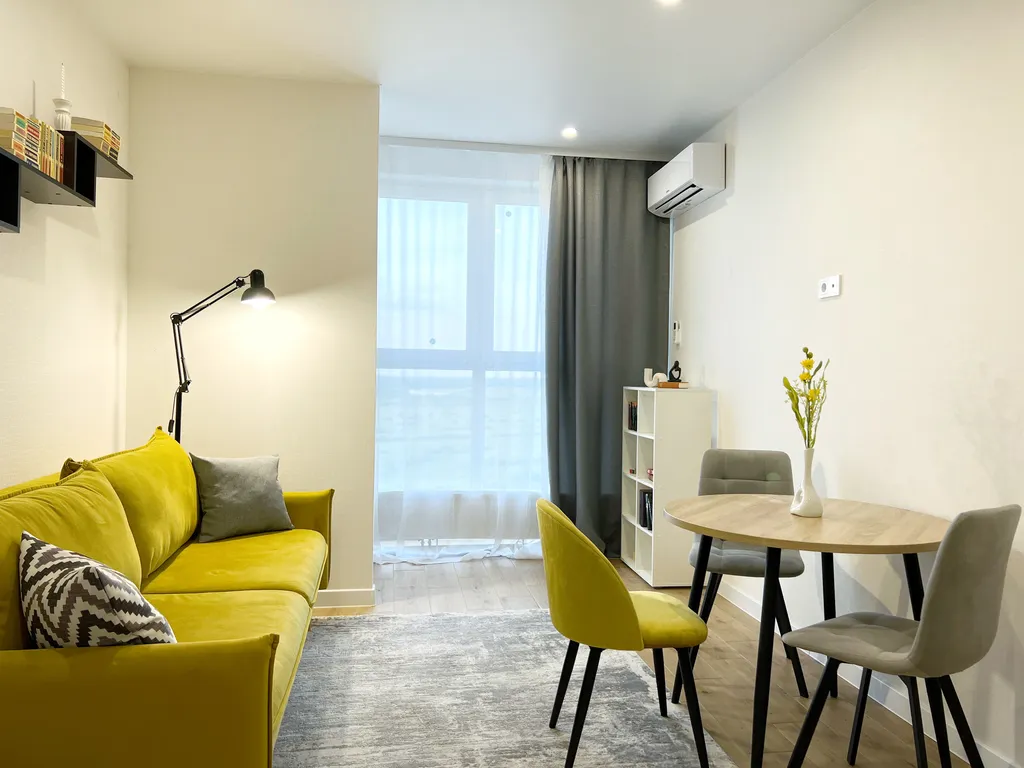 Квартира однокомнатная на улице Быстрецкой, 40 м², Рязань — спальня, фото 9