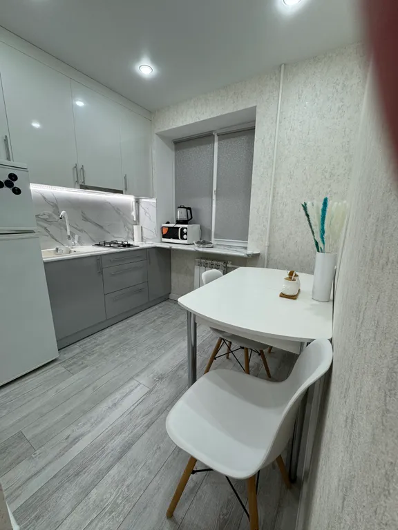 Квартира двухкомнатная в переулке Крупском, 47 м², Каменск-Шахтинский — фото 16