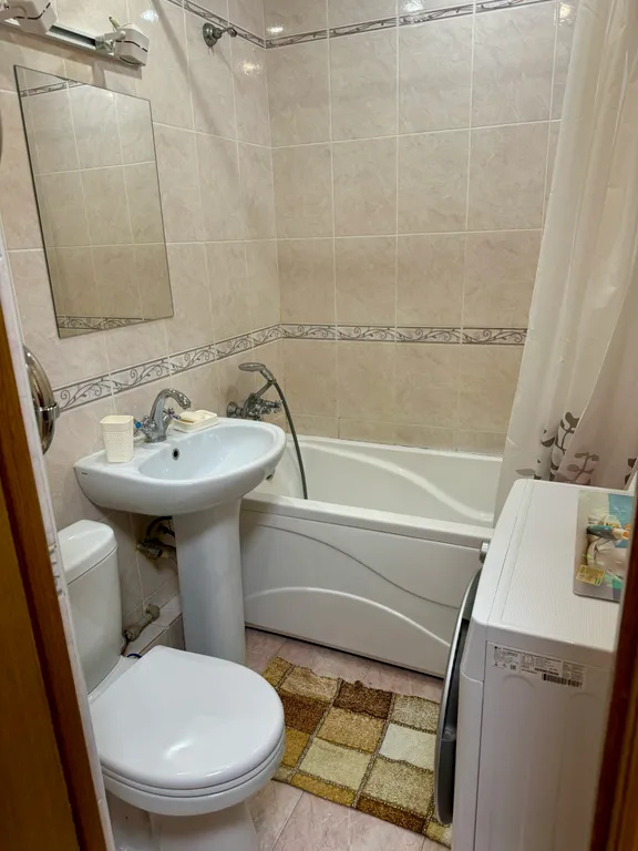 Квартира двухкомнатная на улице Широкой, 44 м², Кисловодск — ванная комната
