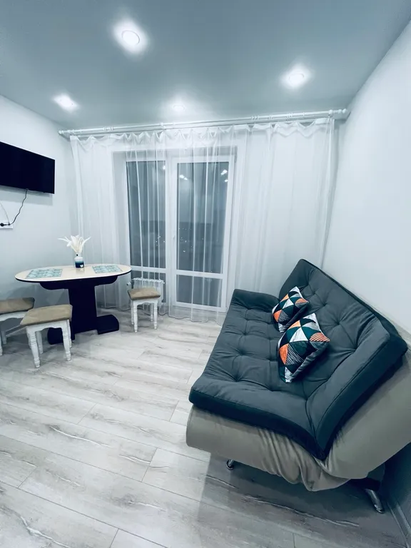 Квартира однокомнатная в Октябрьском, 44 м², Иркутск — спальня, фото 4