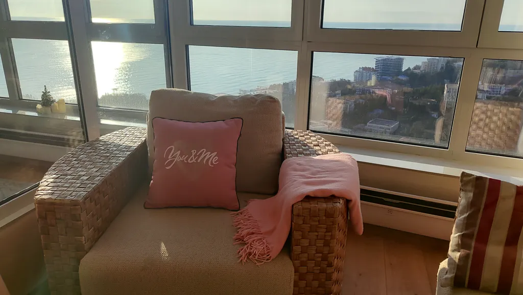 Апартаменты трёхкомнатные на улице Сергеева-Ценского, 60 м², Алушта — фото 10
