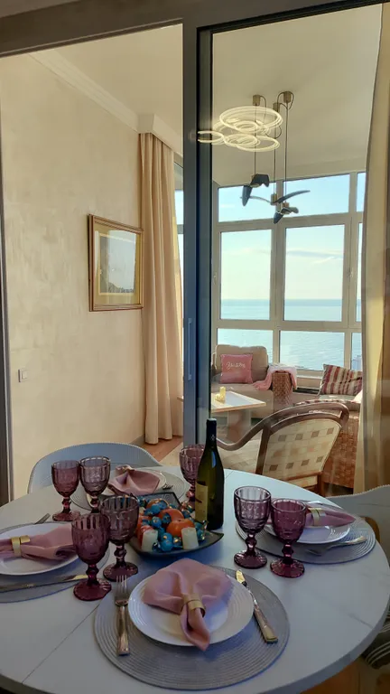 Апартаменты трёхкомнатные на улице Сергеева-Ценского, 60 м², Алушта — фото 13