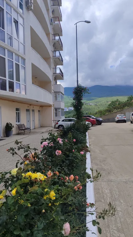Апартаменты трёхкомнатные на улице Сергеева-Ценского, 60 м², Алушта — фото 26