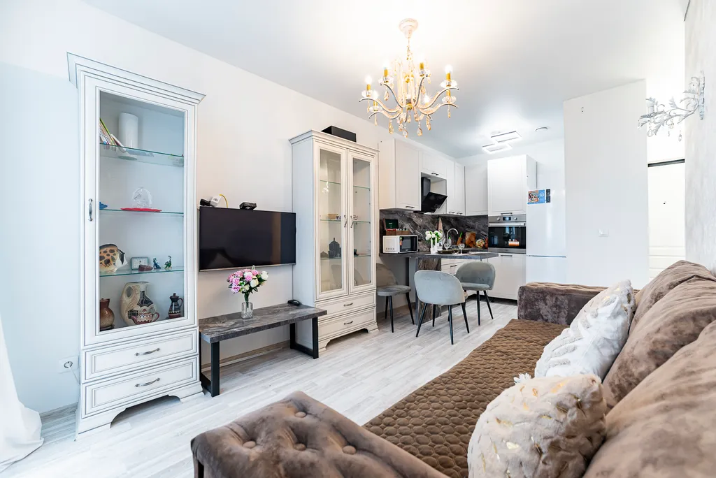 Квартира двухкомнатная в Академическом, 45 м², Екатеринбург — кухня, фото 3