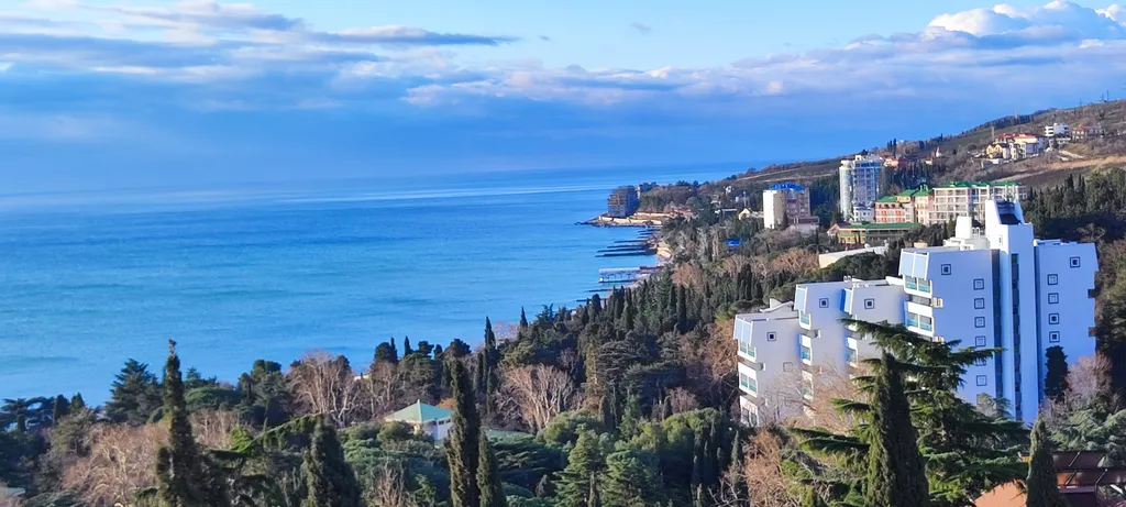 Квартира в микрорайоне с видом на море и горы