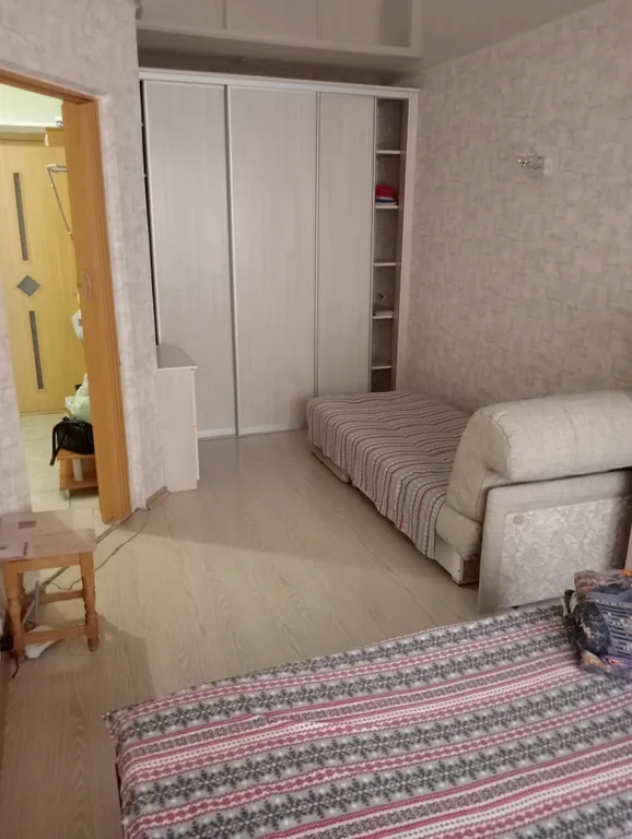 Квартира однокомнатная в Октябрьском, 45 м², Самара — спальня, фото 5