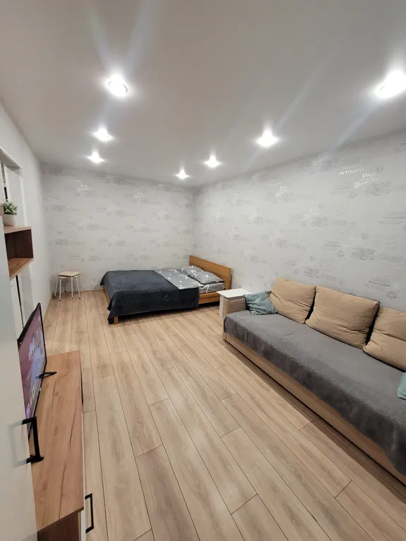 Квартира однокомнатная на улице Чучева, 30 м², Таганрог — спальня, фото 2
