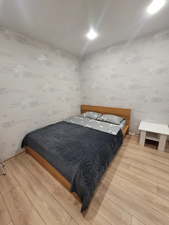Квартира однокомнатная на улице Чучева, 30 м², Таганрог — спальня, фото 3