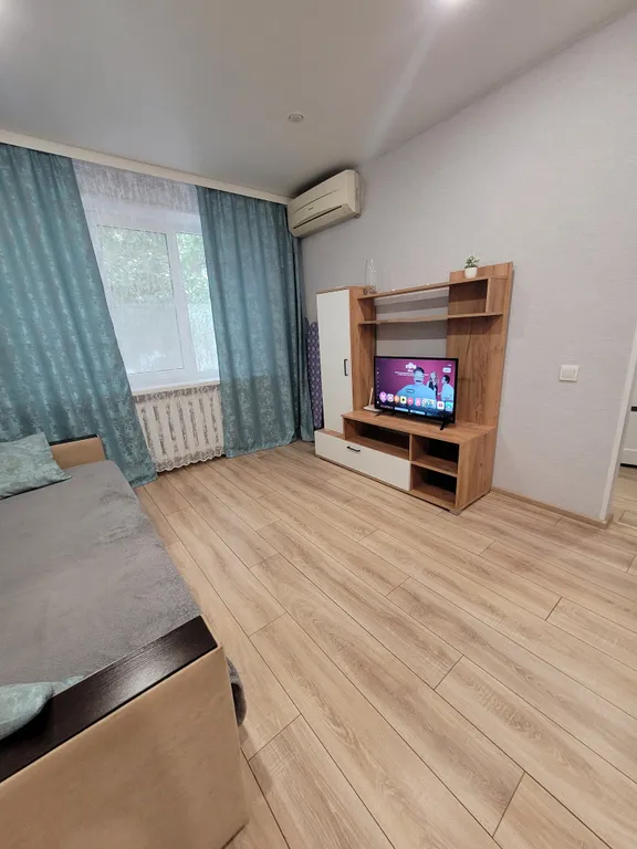 Квартира однокомнатная на улице Чучева, 30 м², Таганрог — спальня, фото 5