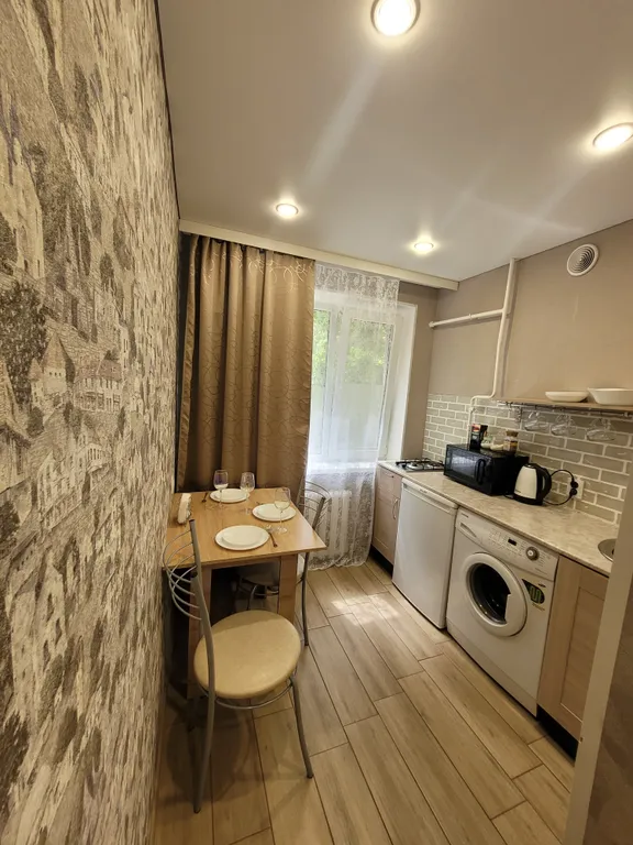 Квартира однокомнатная на улице Чучева, 30 м², Таганрог — кухня, фото 2