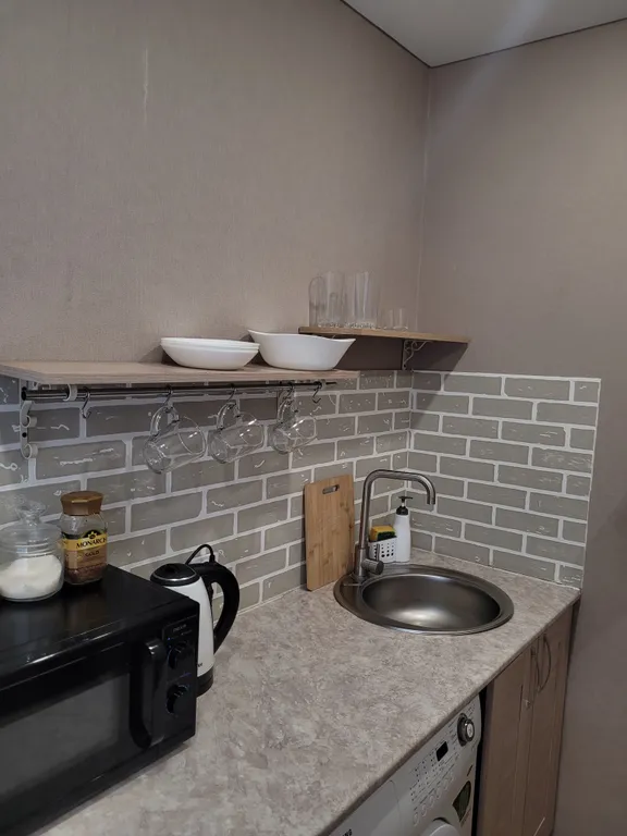 Квартира однокомнатная на улице Чучева, 30 м², Таганрог — кухня, фото 4
