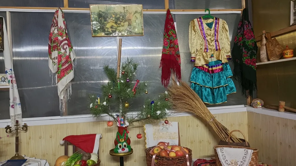 Номер- горница(комната) куреня ст Каменская - музей . Старина .. — детали